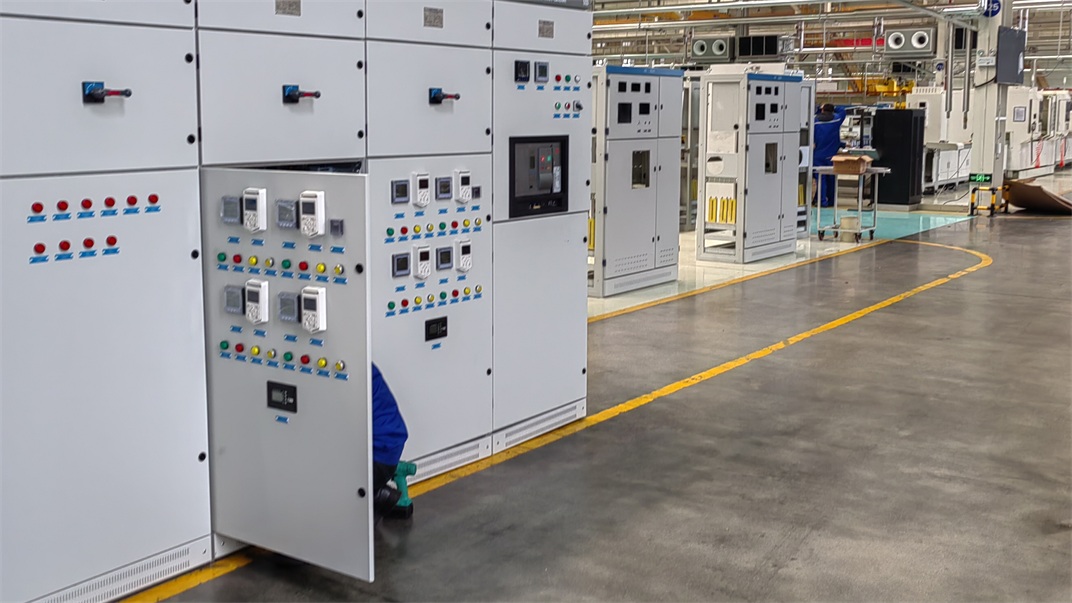 高低壓開(kāi)關(guān)柜通電試驗(yàn)臺(tái)